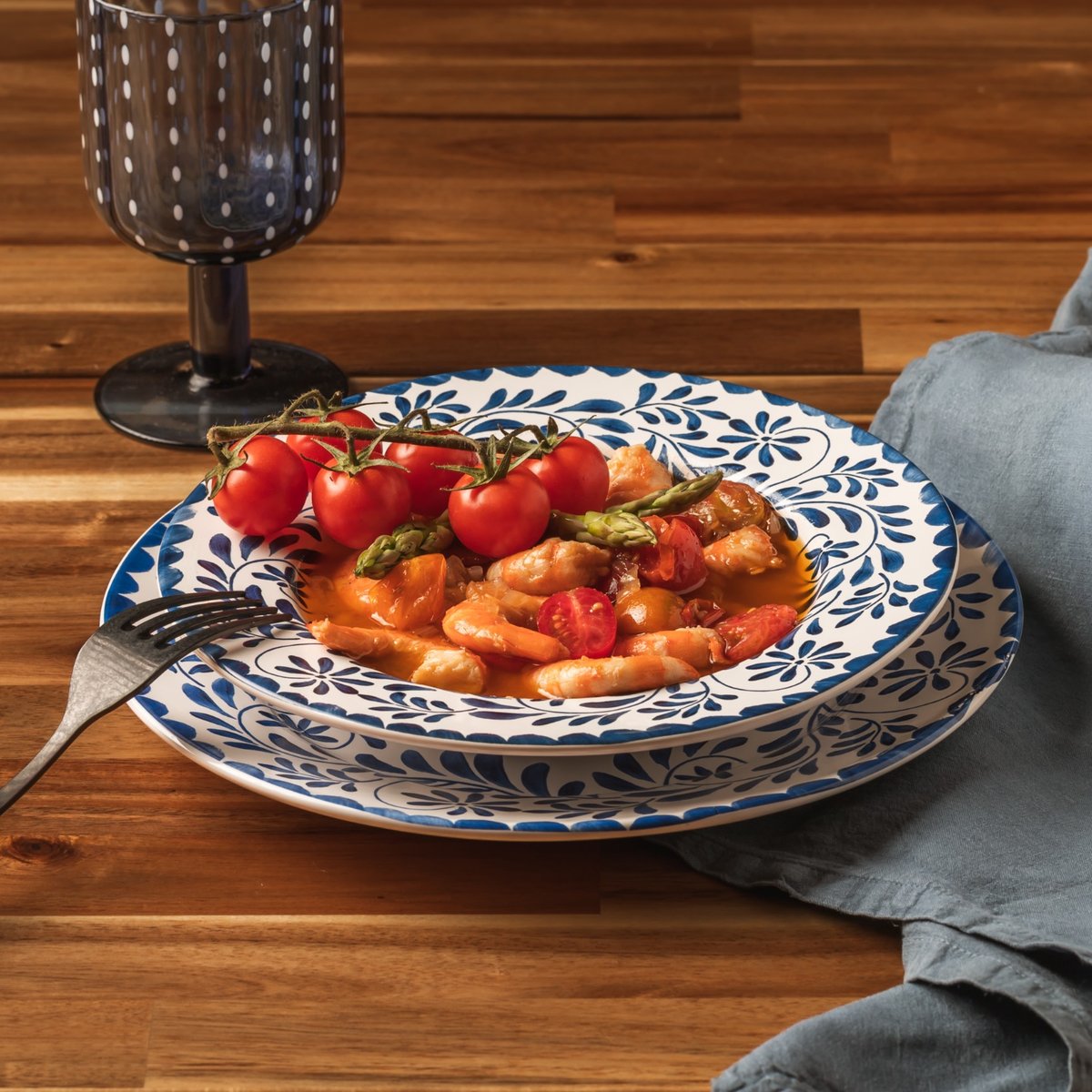 Salada de Camarão Mediterrânea