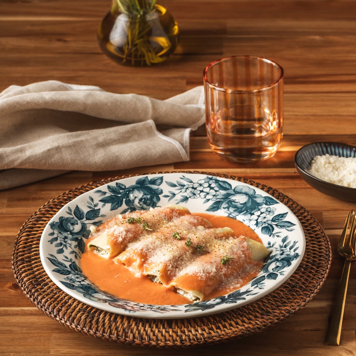 Canelone de ricota e espinafre